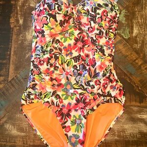 Anne Cole Womens Twist Front Strapless One Piece Floral Swimsuit Size 10 NWOT